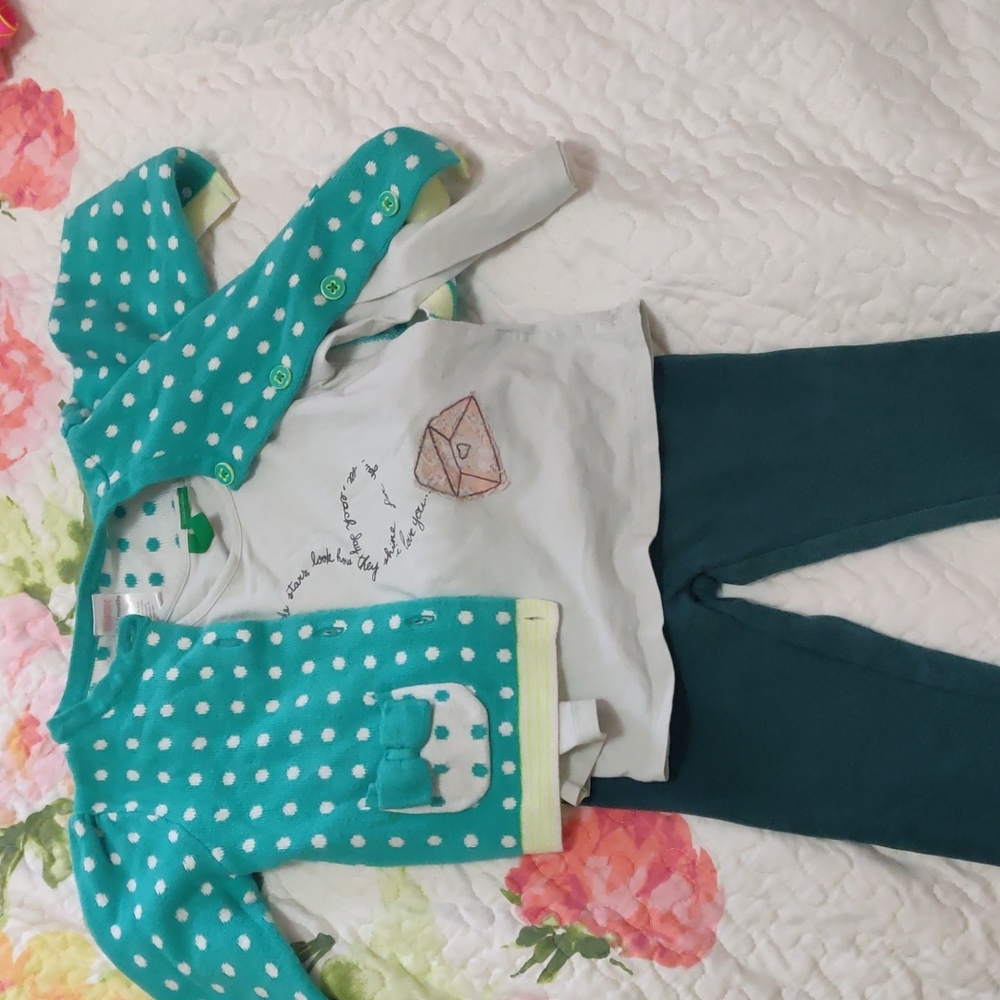 Lot of pat, top and cardigan 18-24 M